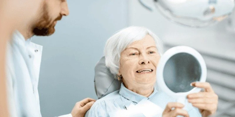 Comparing Denture Implants to Traditional Dentures